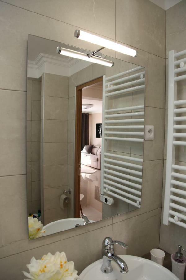 Stylish 2 Room Flat 60 Meters To The Beach นีซ ภายนอก รูปภาพ